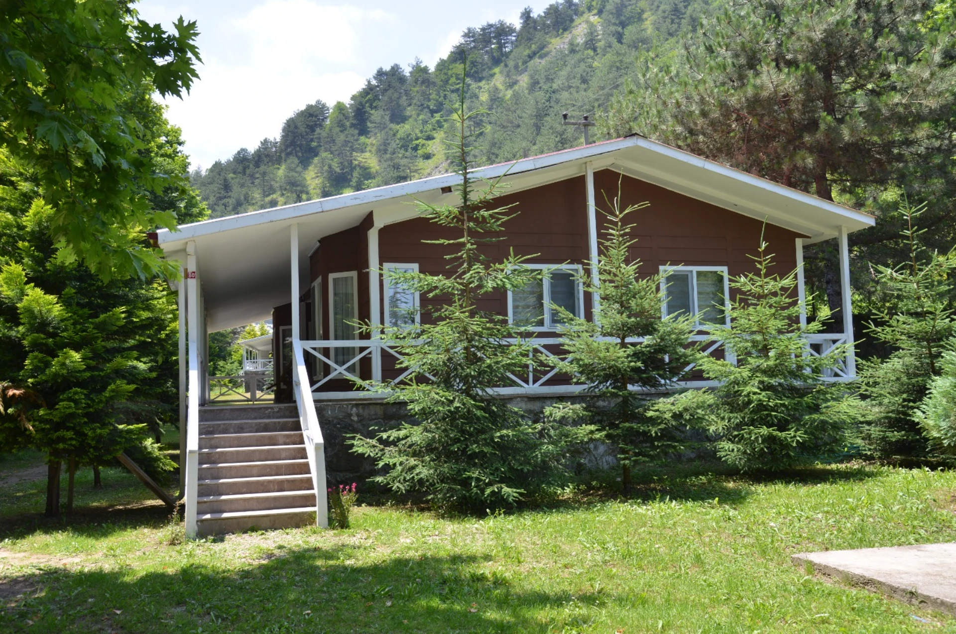Jakuzili Deluxe Villa